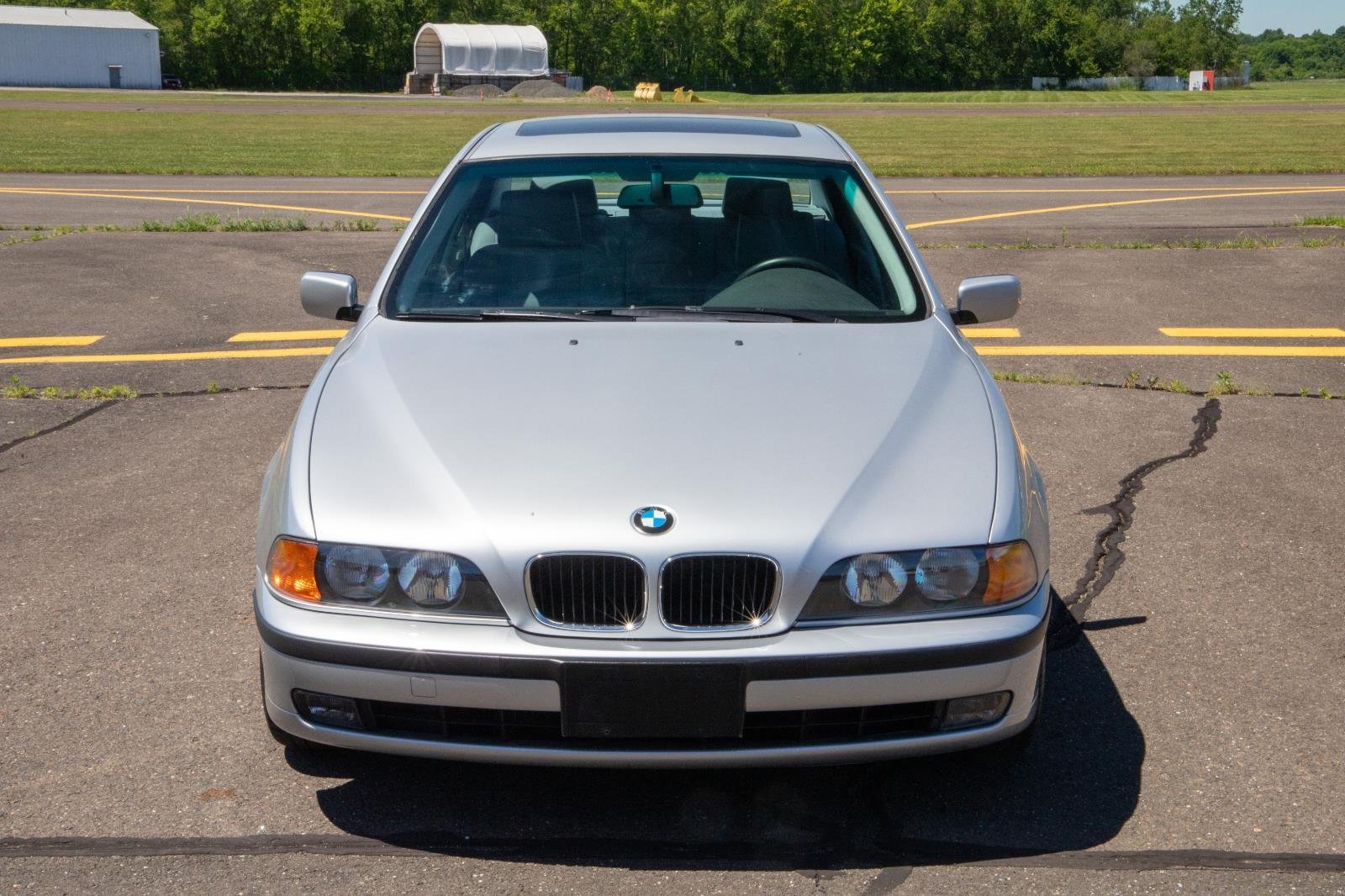 bmw 5 series 2000 WBADM5344YBY18099 image bmw 5 series 2000 WBADM5344YBY18099 image